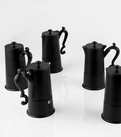 Lady Anne Black Caffettiera Espresso progettata da Lara Caffi